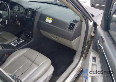 2007 Chrysler 300 Touring from USA, damaged, VIN 2C3KA53G47H798394